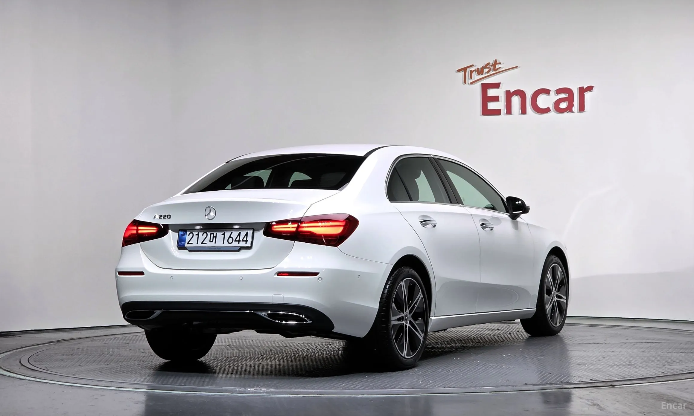 Mercedes Benz A-Class W177 превью 2