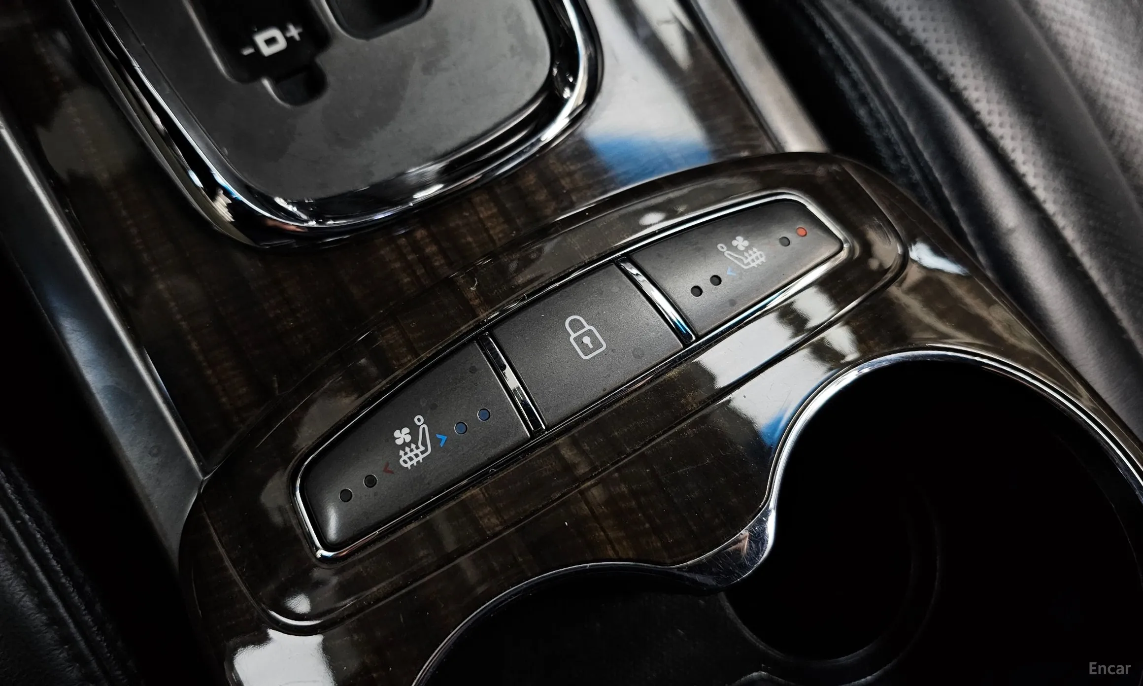 KG Mobility (SsangYong) Chairman H New Classic превью 16