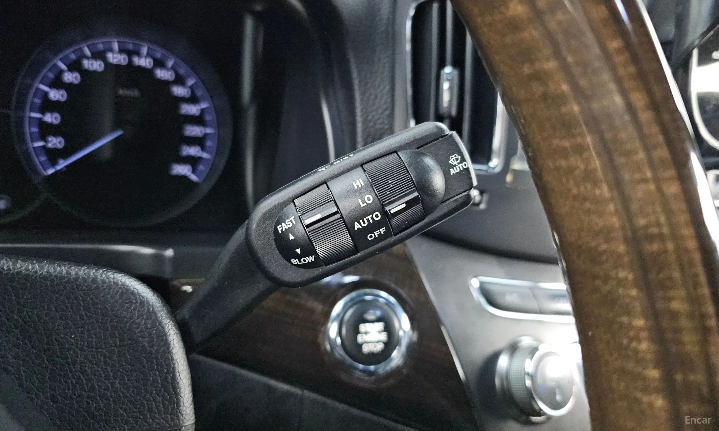 KG Mobility (SsangYong) Chairman H New Classic превью 18