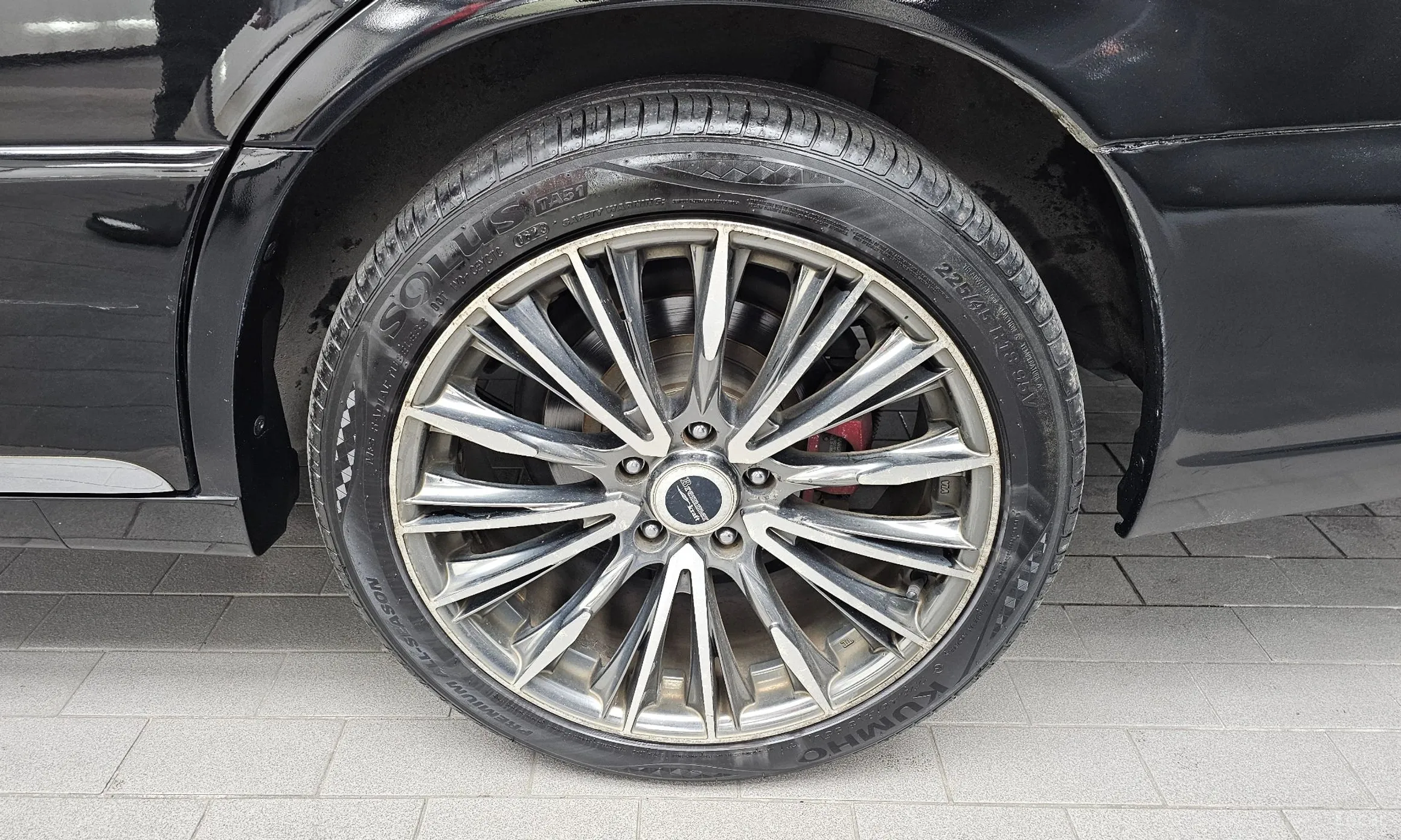 KG Mobility (SsangYong) Chairman H New Classic превью 5