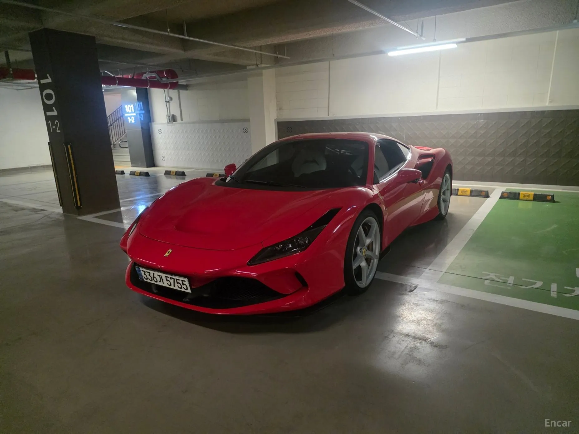 Ferrari F8 Tributo