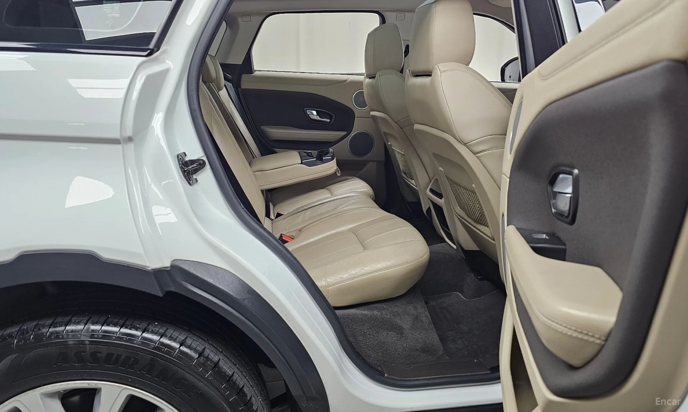 Land Rover Range Rover Evoque превью 12