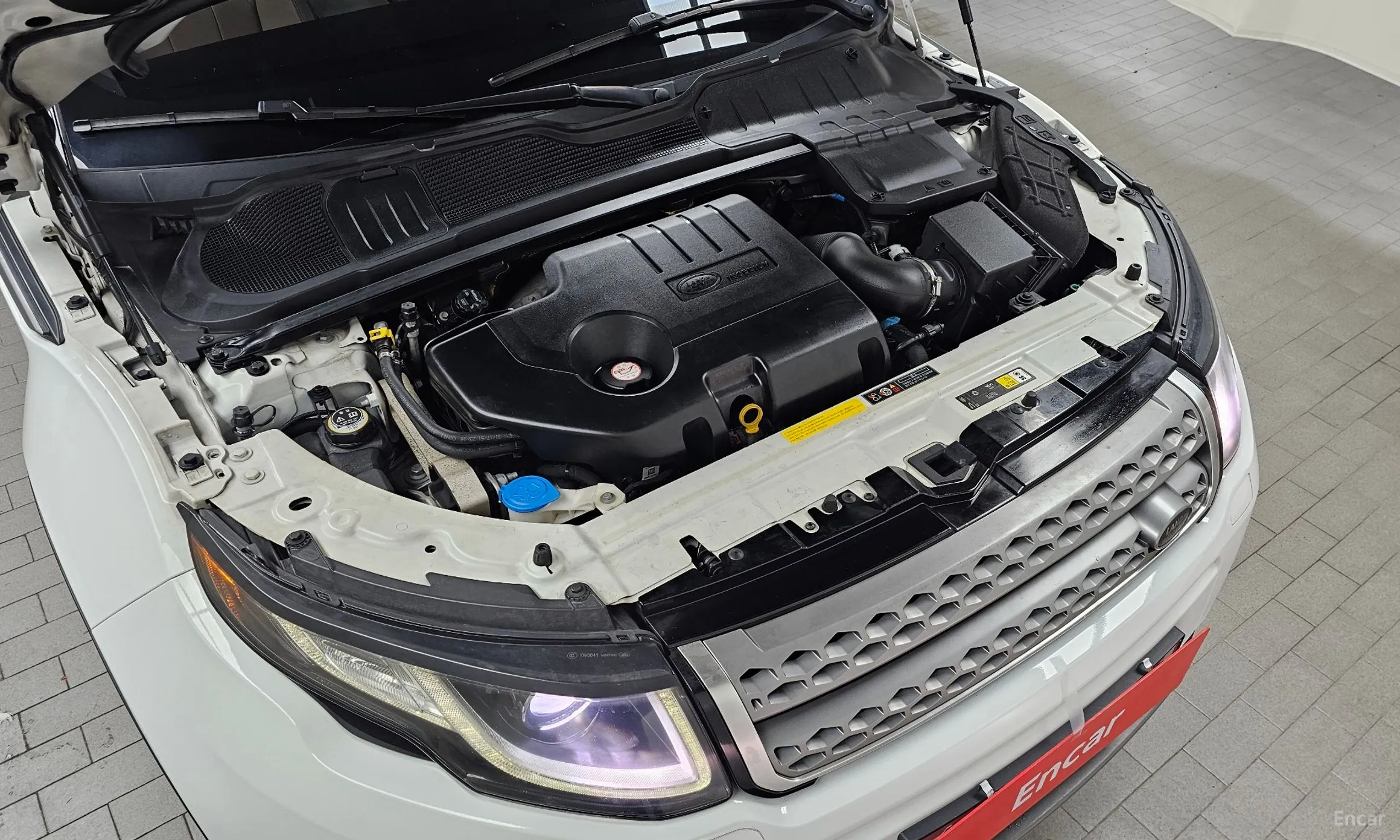 Land Rover Range Rover Evoque превью 6