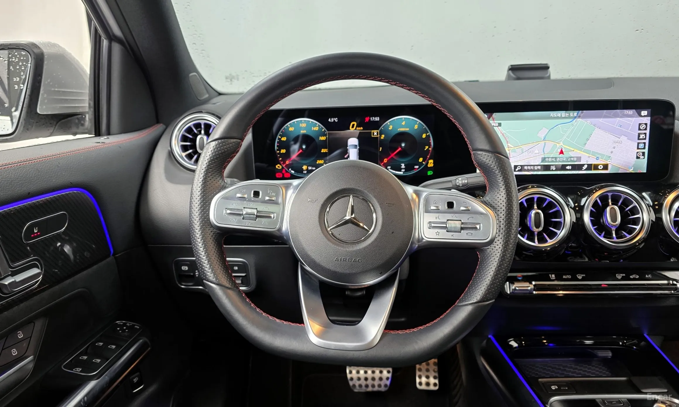 Mercedes Benz GLA-Class H247 превью 13