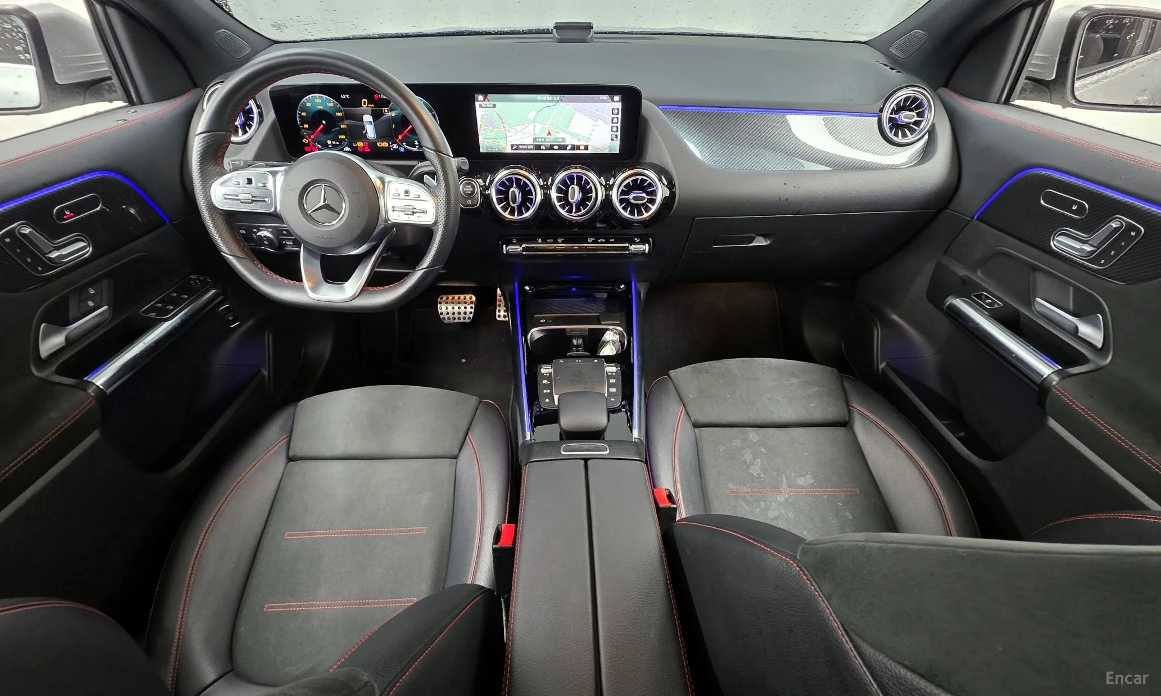 Mercedes Benz GLA-Class H247 превью 7