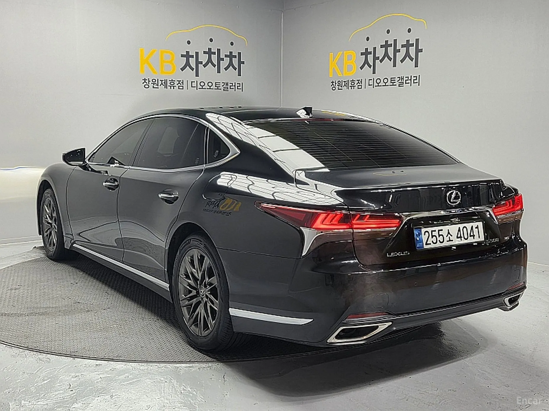 Lexus LS500 5th Generation превью 7