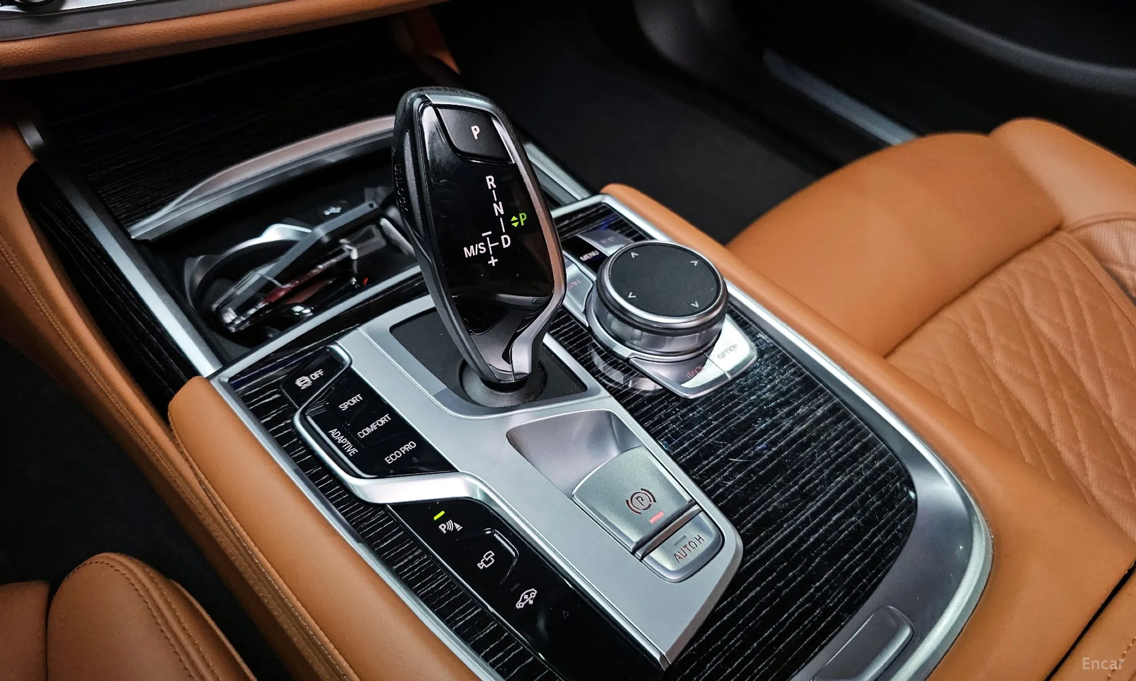 BMW 7 Series (G11) превью 9