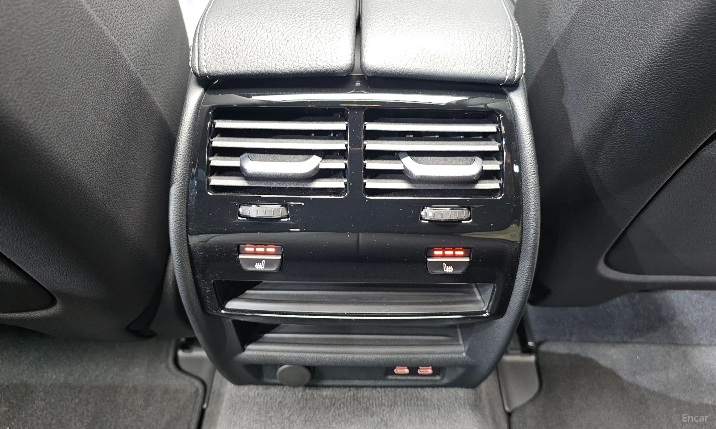 BMW 5 Series (G30) превью 18