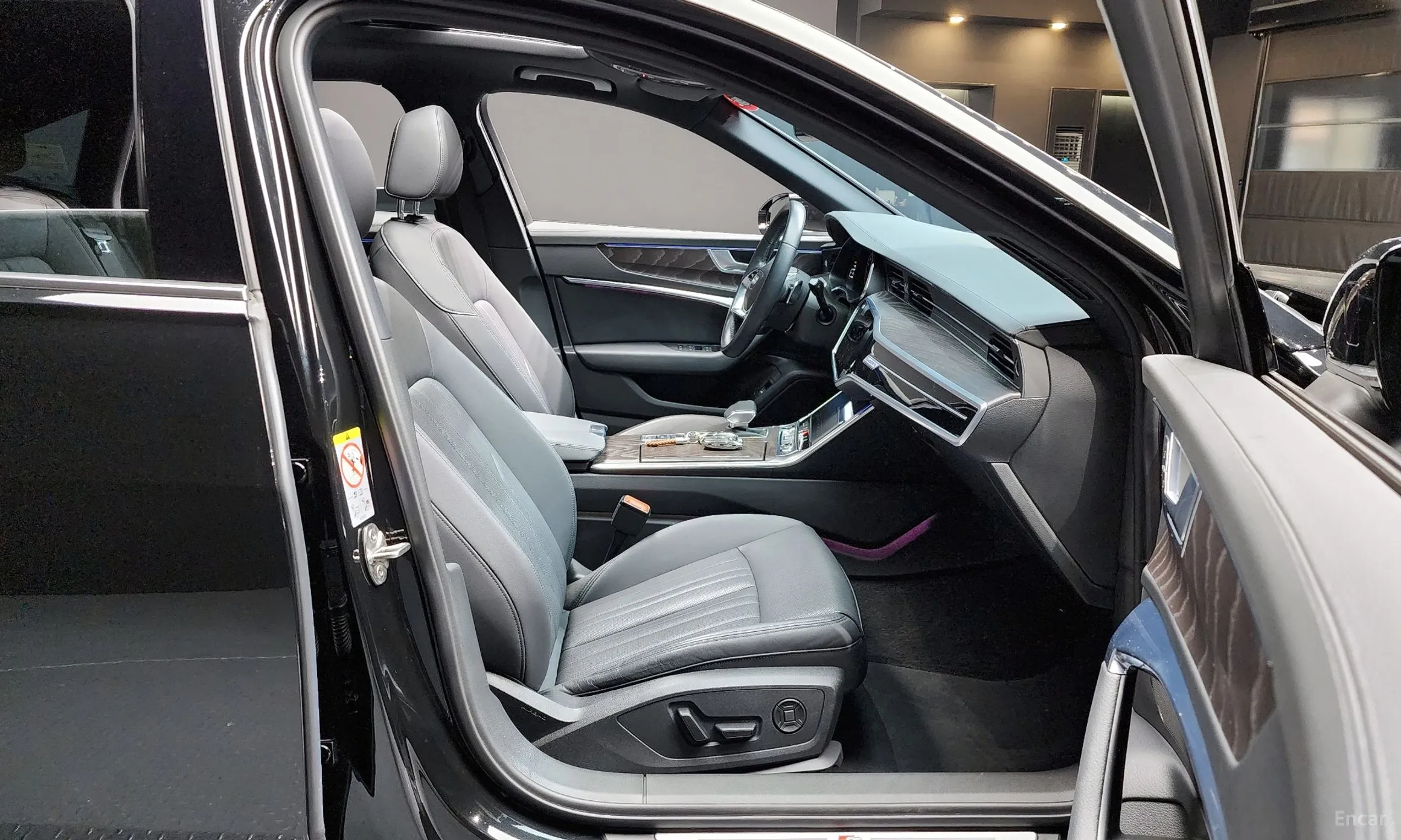 Audi A6 (C8) превью 10