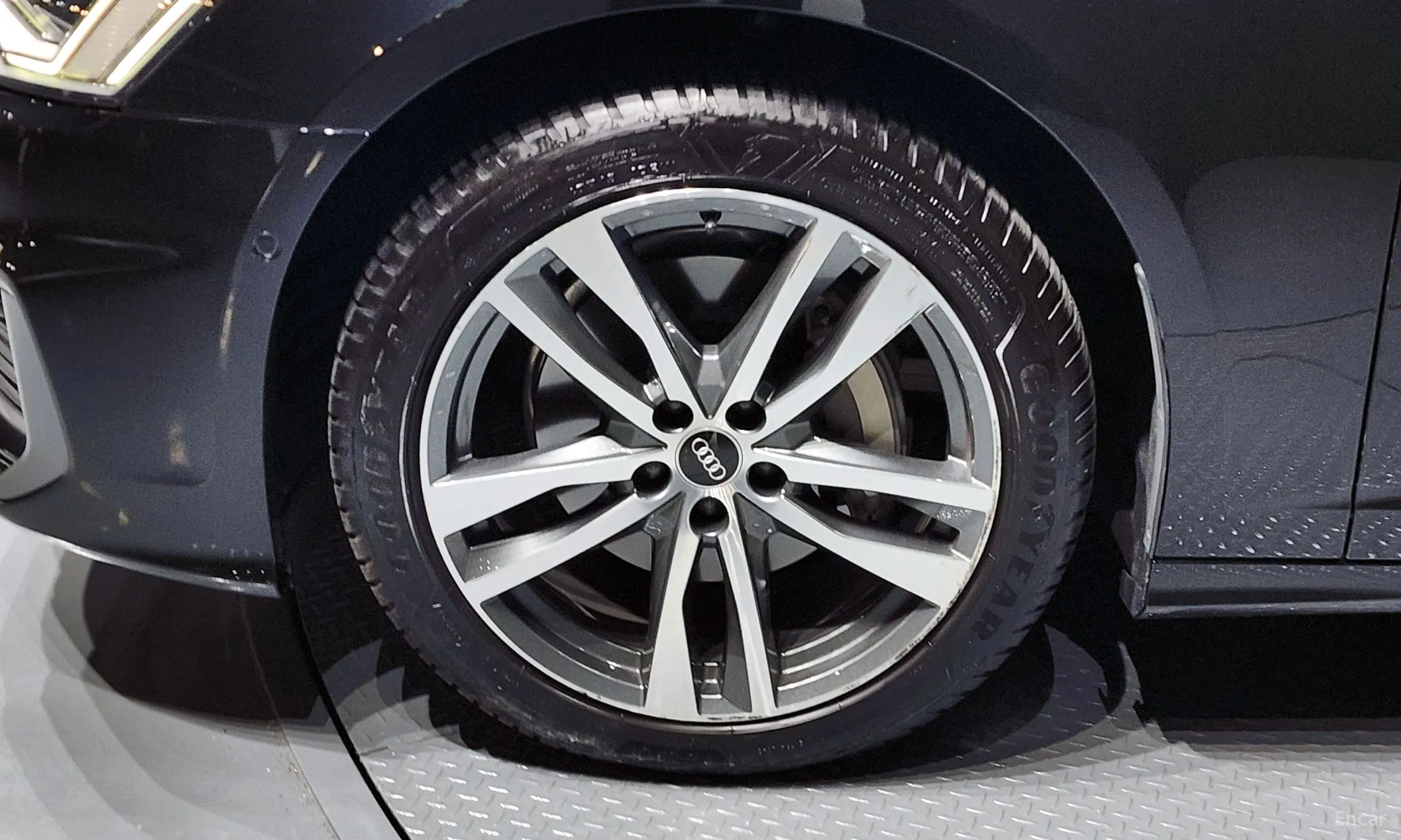 Audi A6 (C8) превью 4