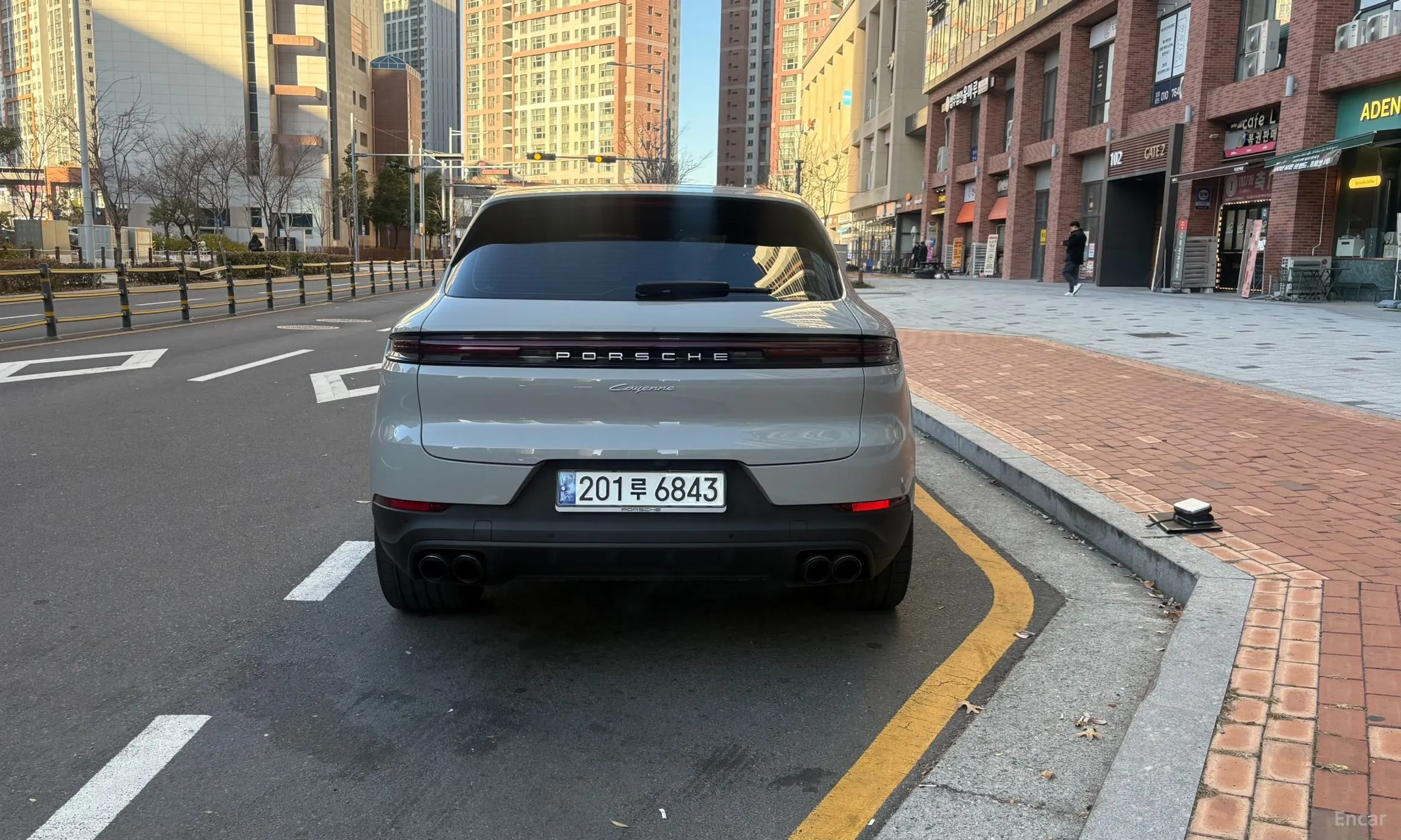 Porsche Cayenne (PO536) превью 5