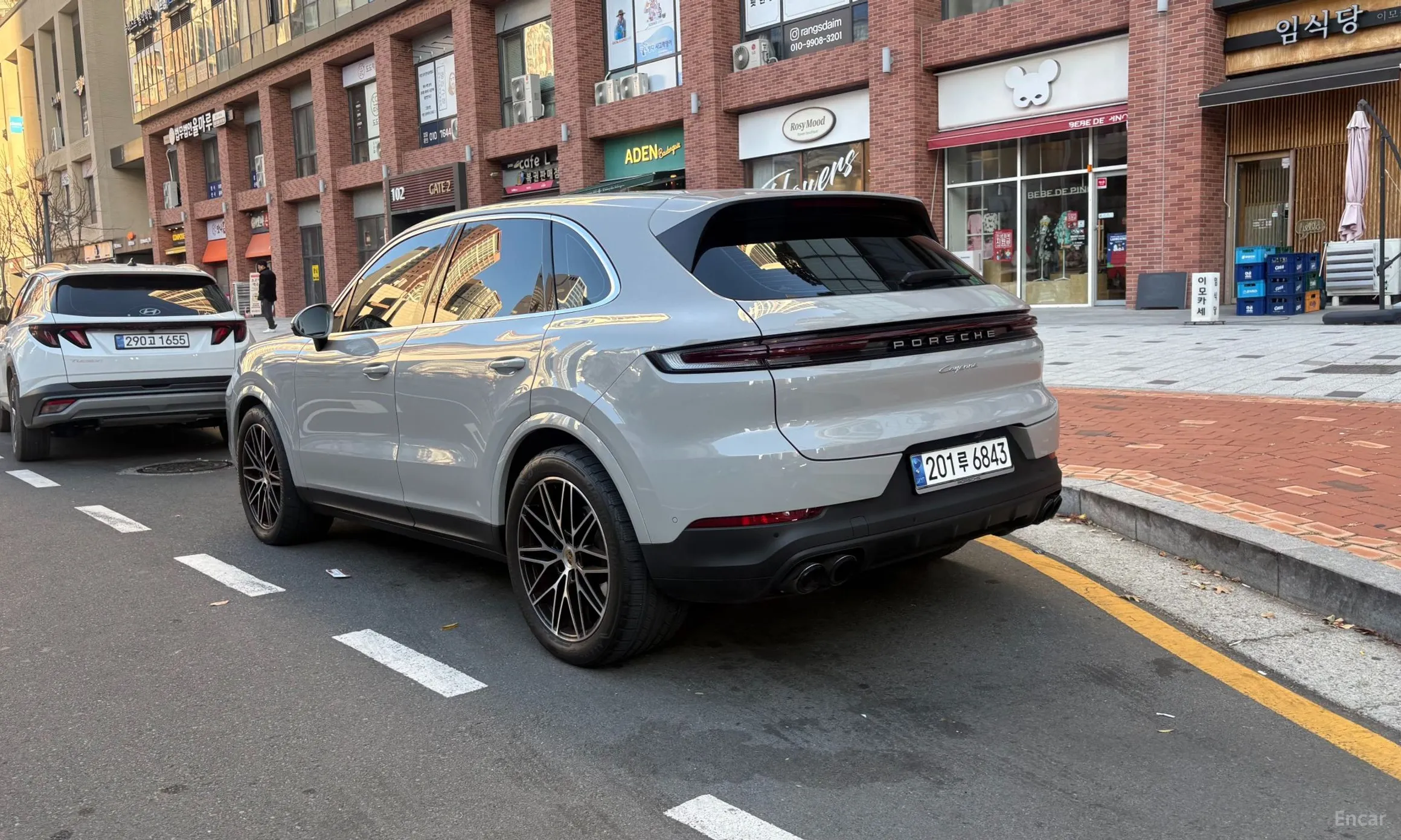Porsche Cayenne (PO536) превью 6
