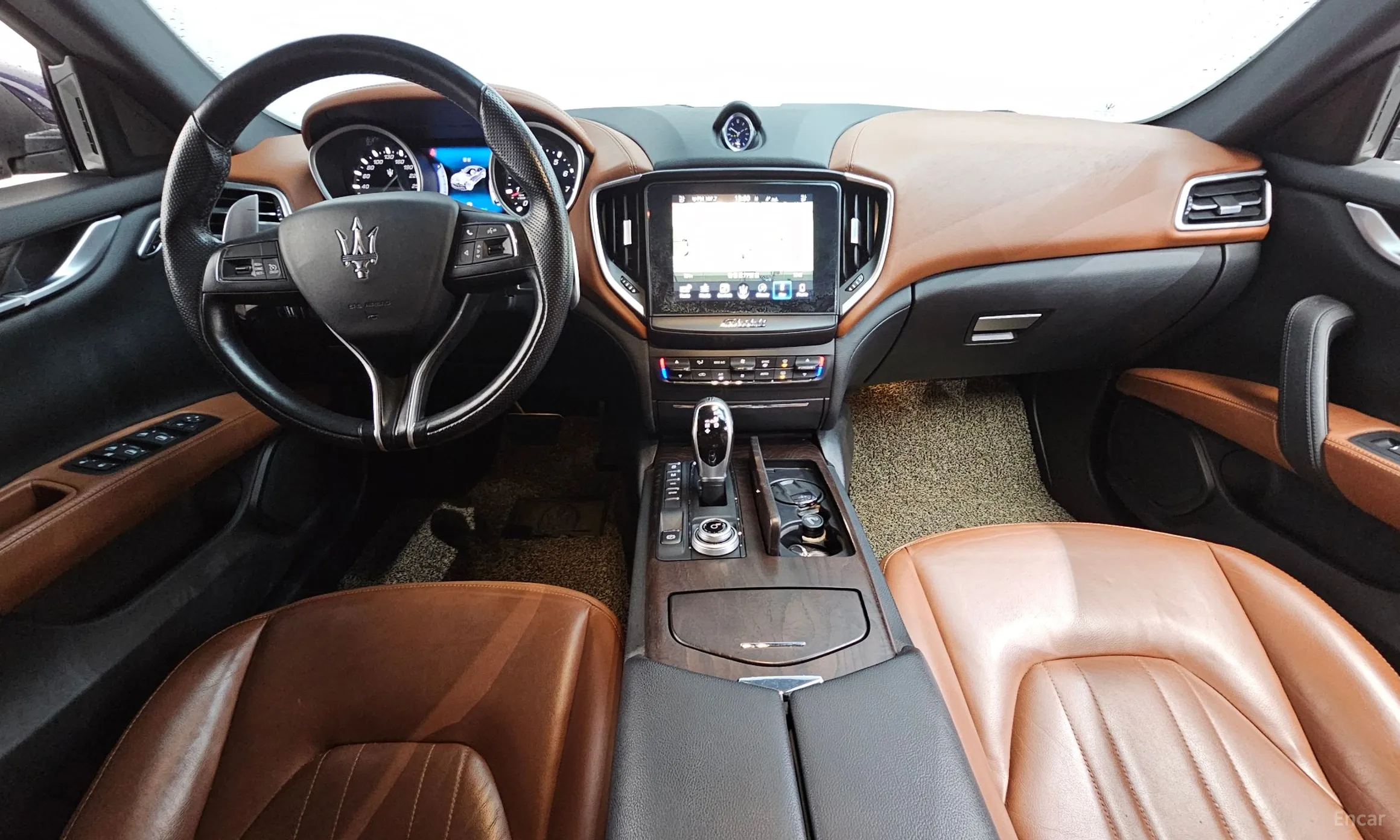 Maserati Ghibli превью 7