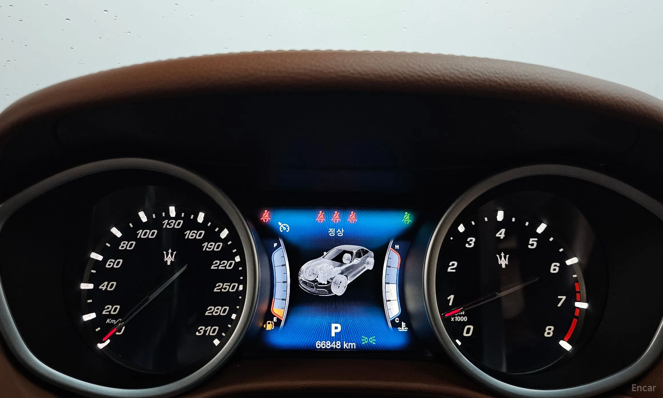 Maserati Ghibli превью 8