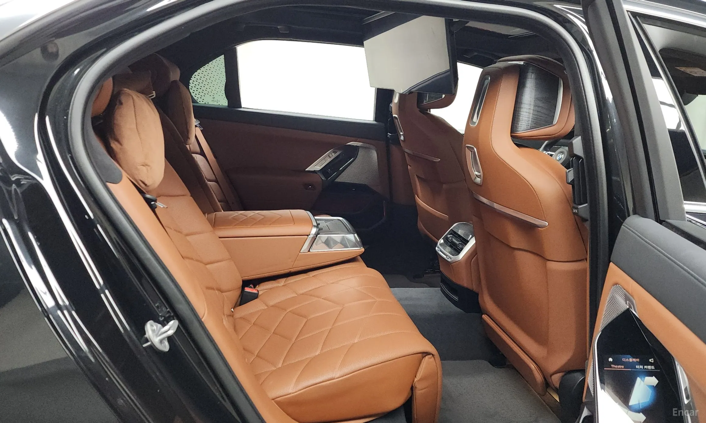 BMW 7 Series (G70) превью 12