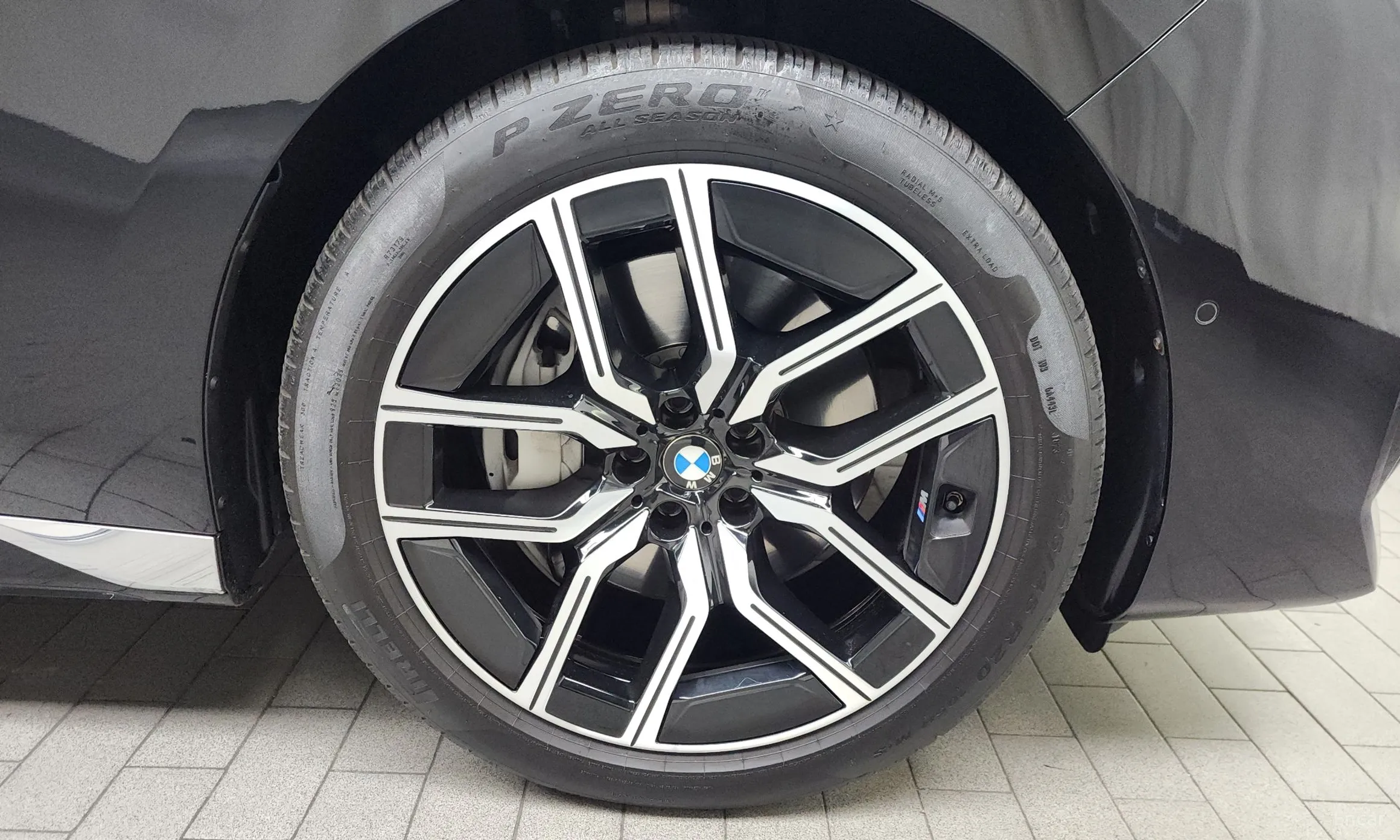 BMW 7 Series (G70) превью 5