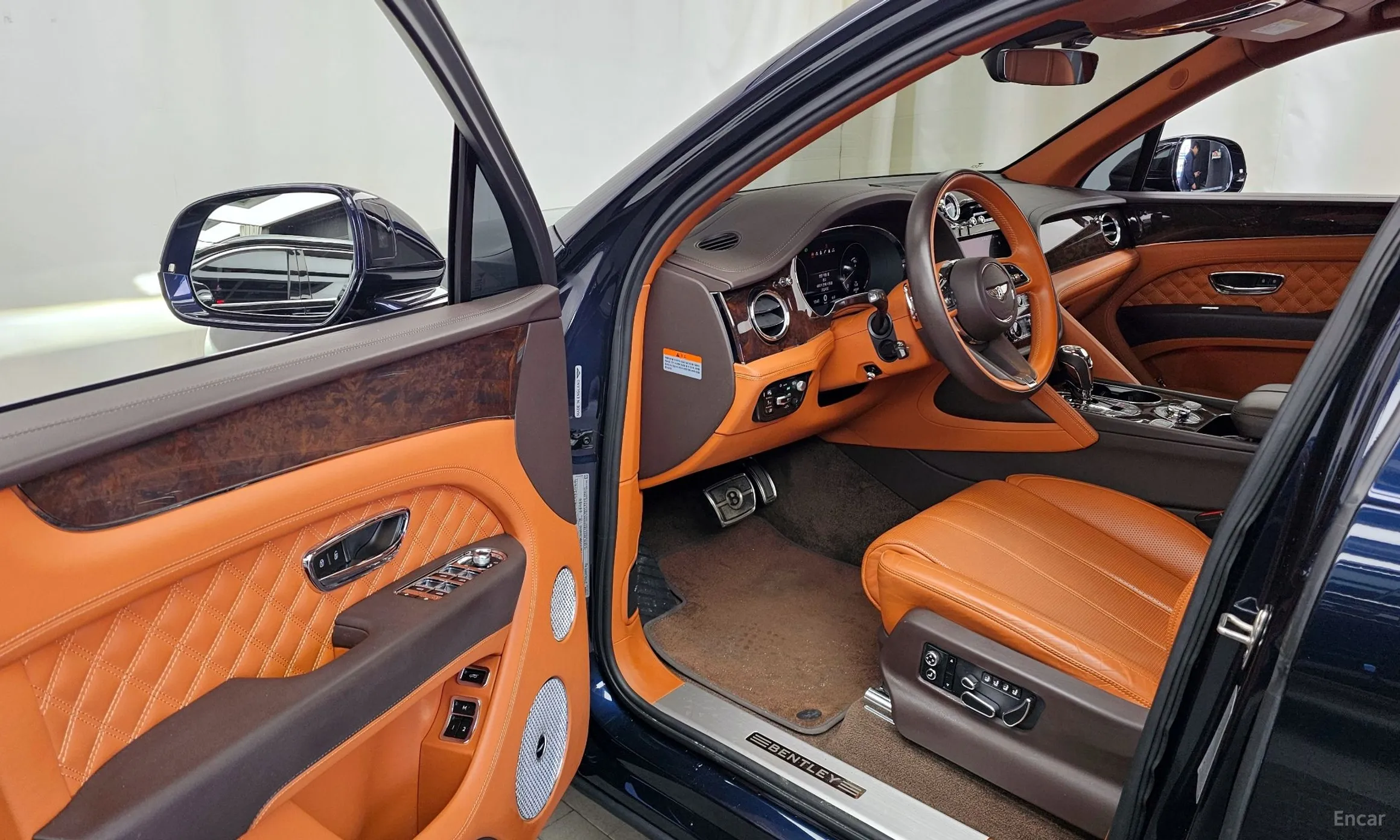Bentley Bentayga превью 10