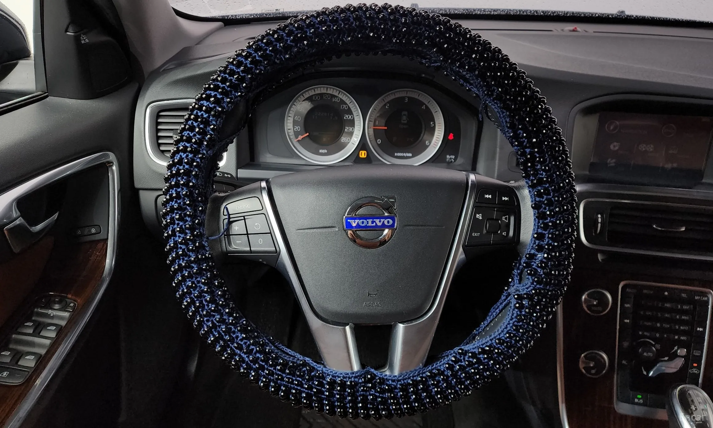 Volvo S60 превью 13