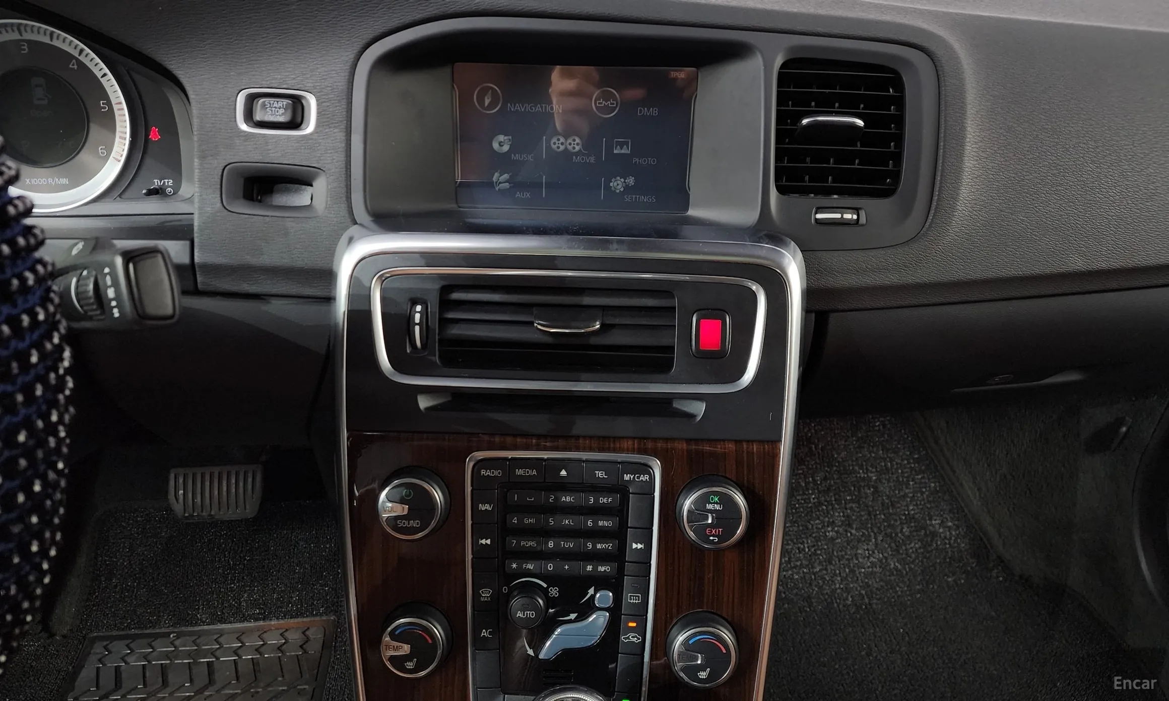 Volvo S60 превью 15