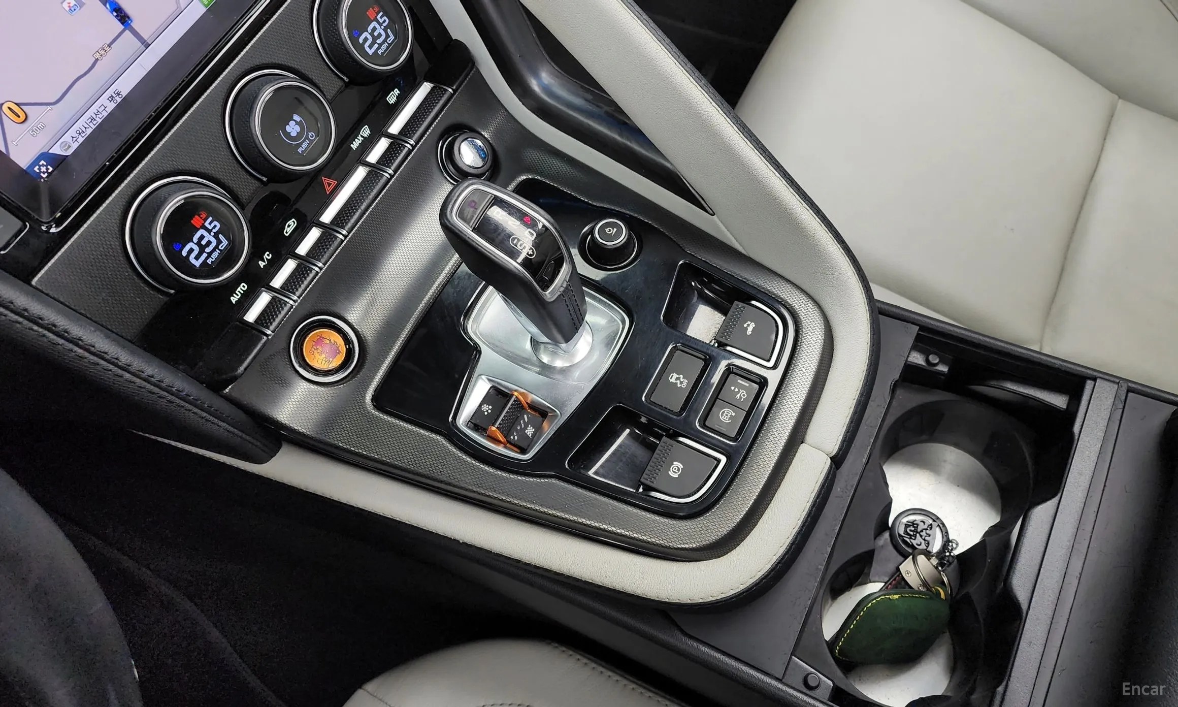 Jaguar F-TYPE превью 9