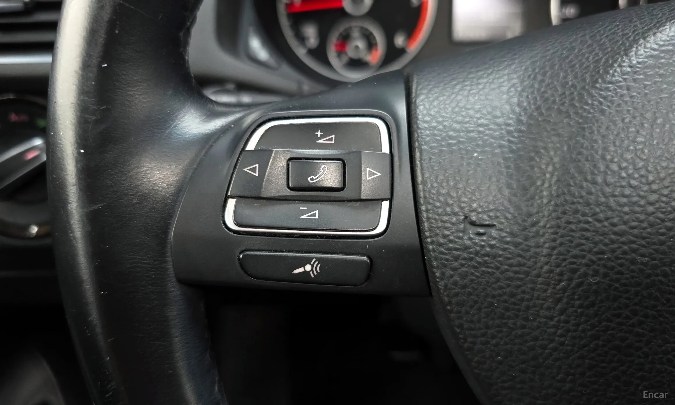 Volkswagen The New Passat превью 16