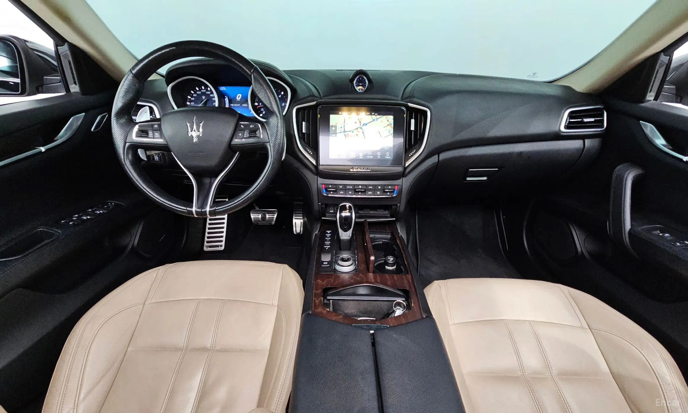 Maserati Ghibli превью 7