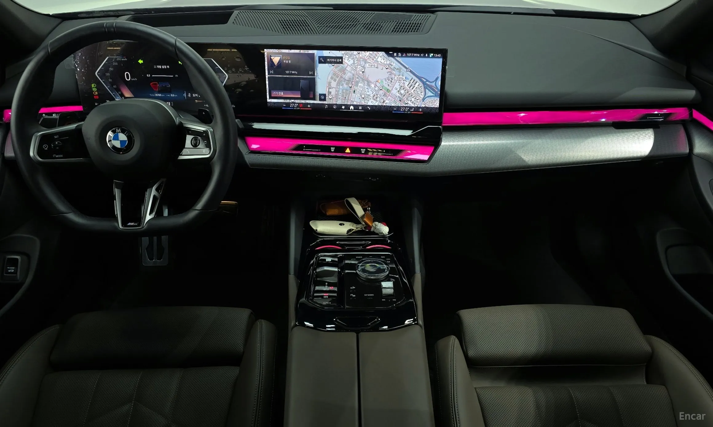 BMW 5 Series (G60) превью 7