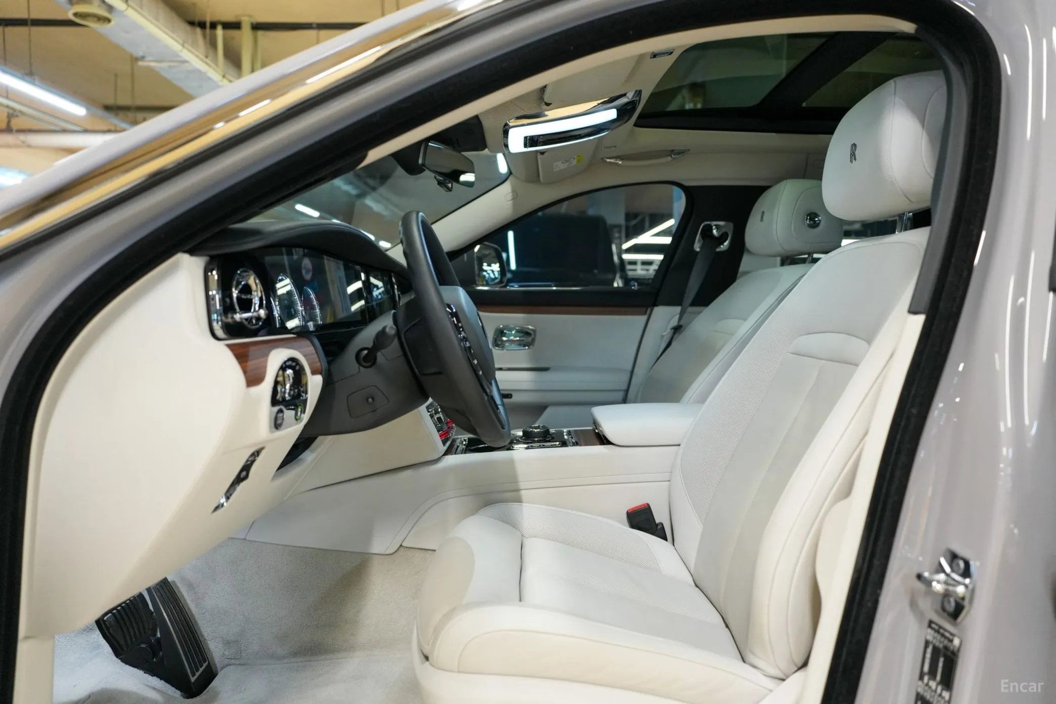 Rolls-Royce Ghost 2nd Generation превью 19