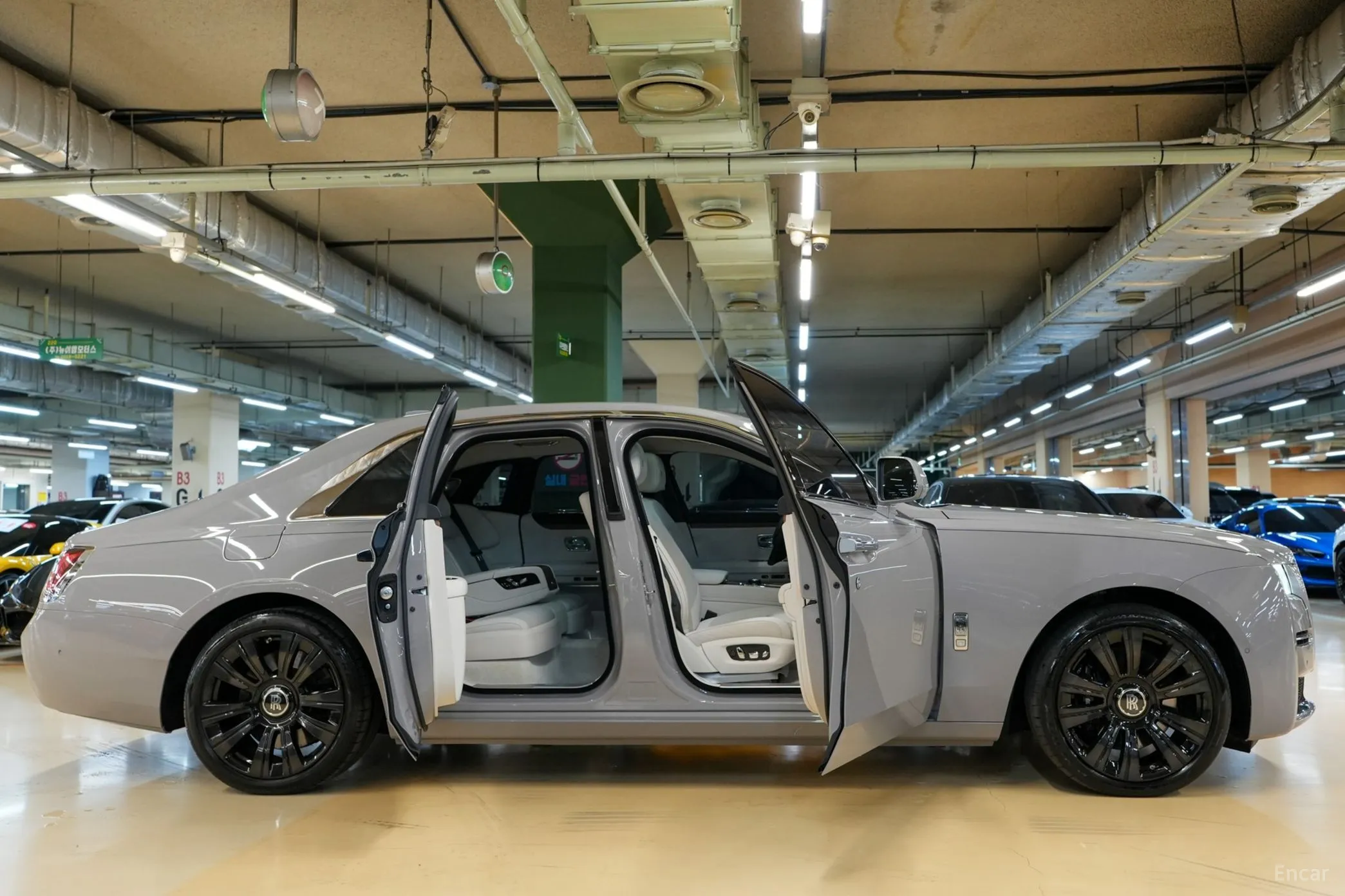 Rolls-Royce Ghost 2nd Generation превью 20