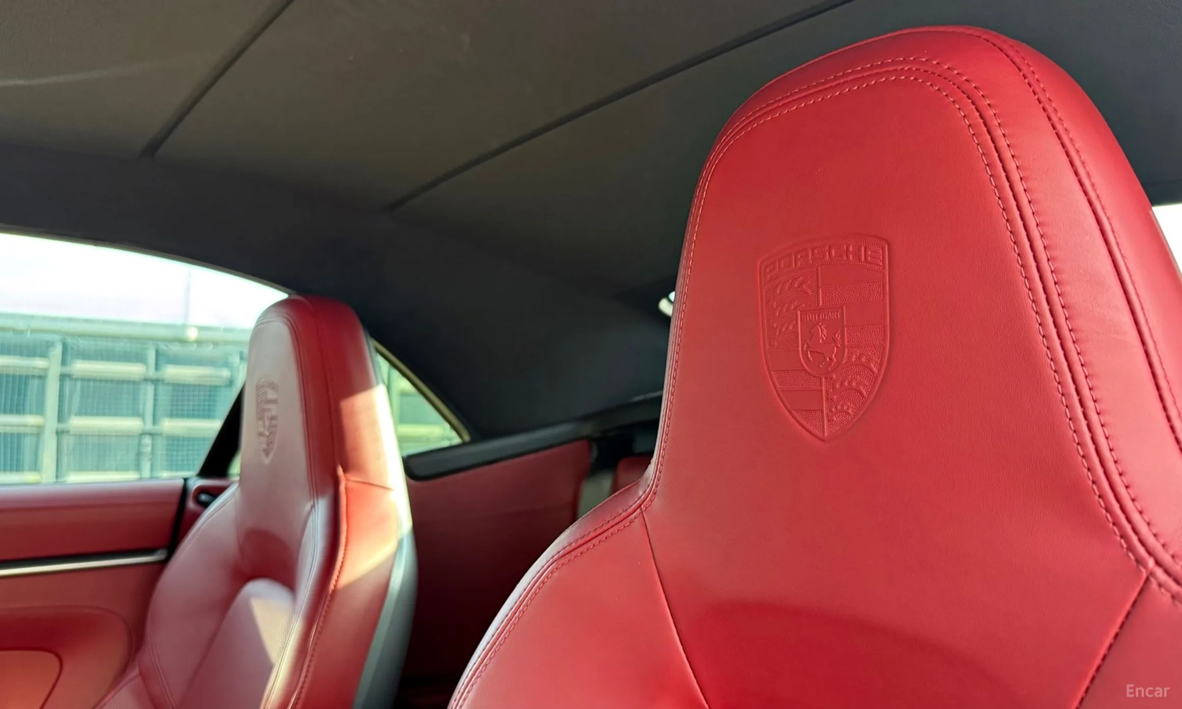 Porsche 911 (992) превью 15