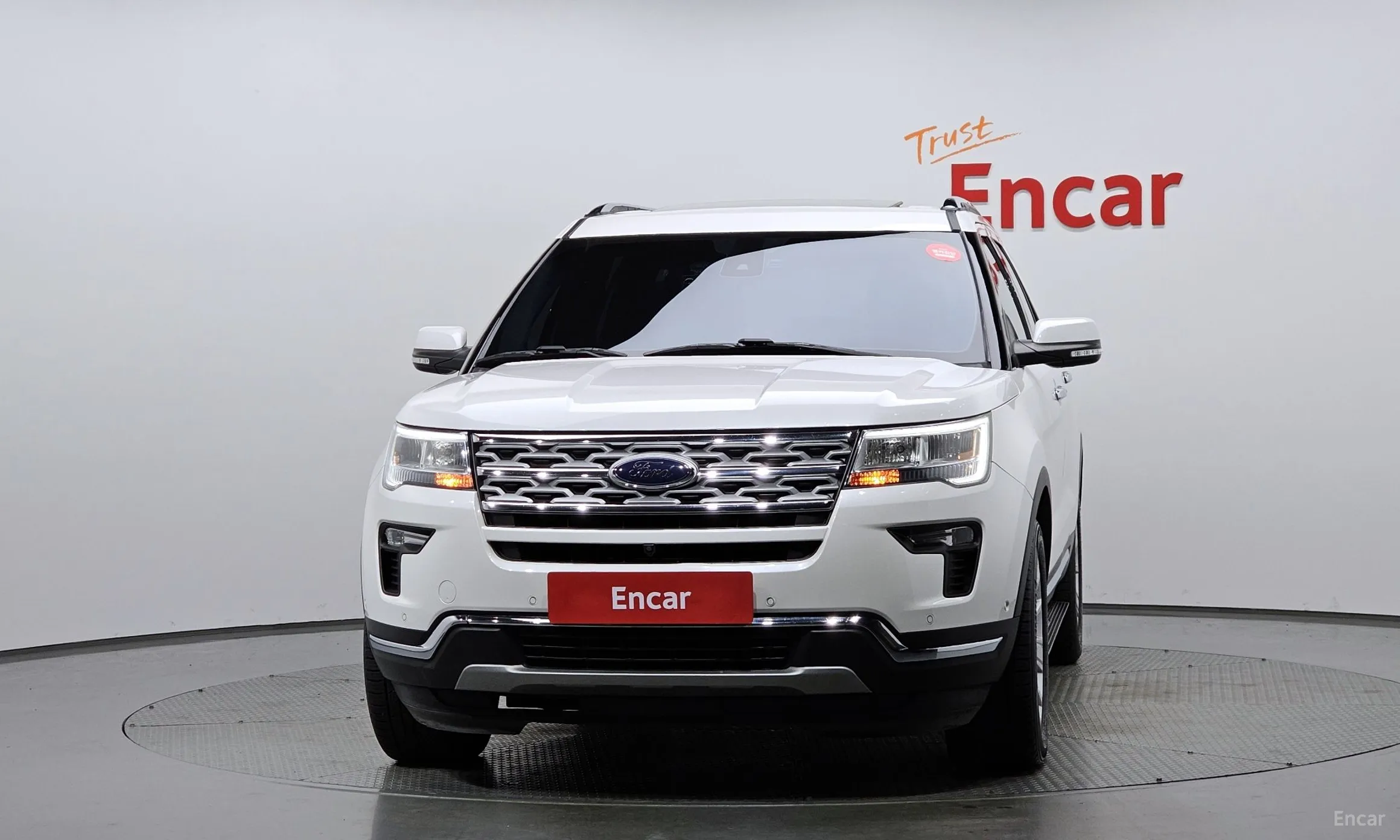 Ford Explorer превью 3
