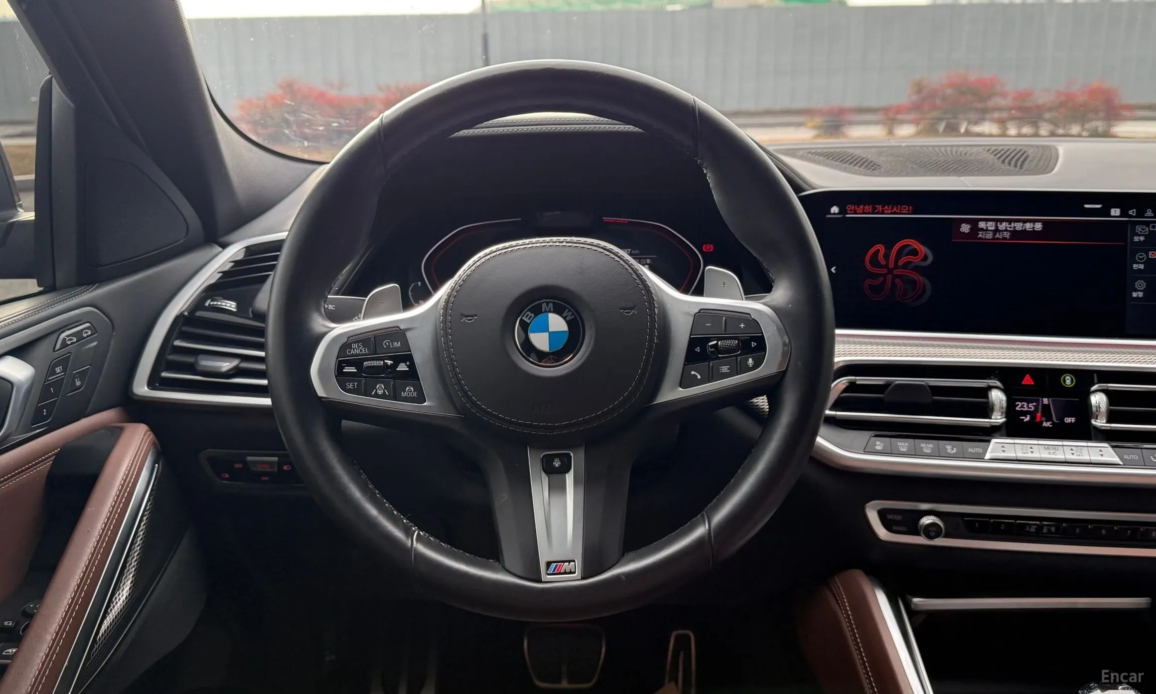 BMW X6 (G06) превью 14