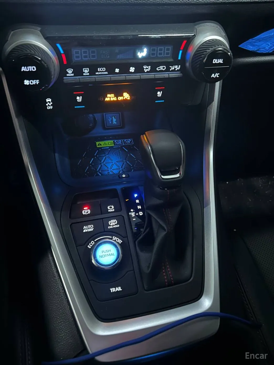 Toyota RAV4 5th Generation превью 14