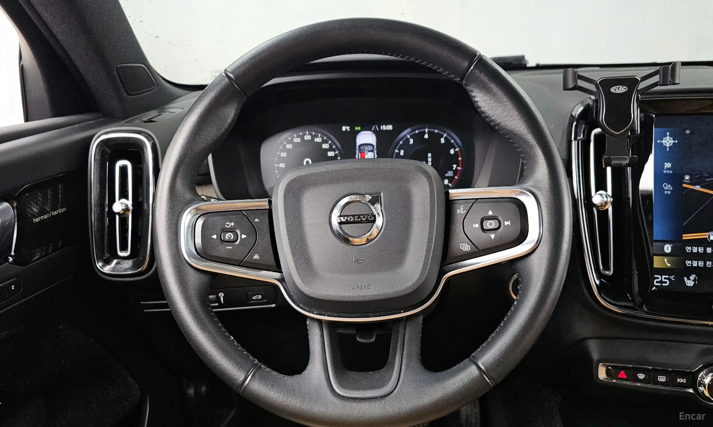 Volvo XC40 превью 13