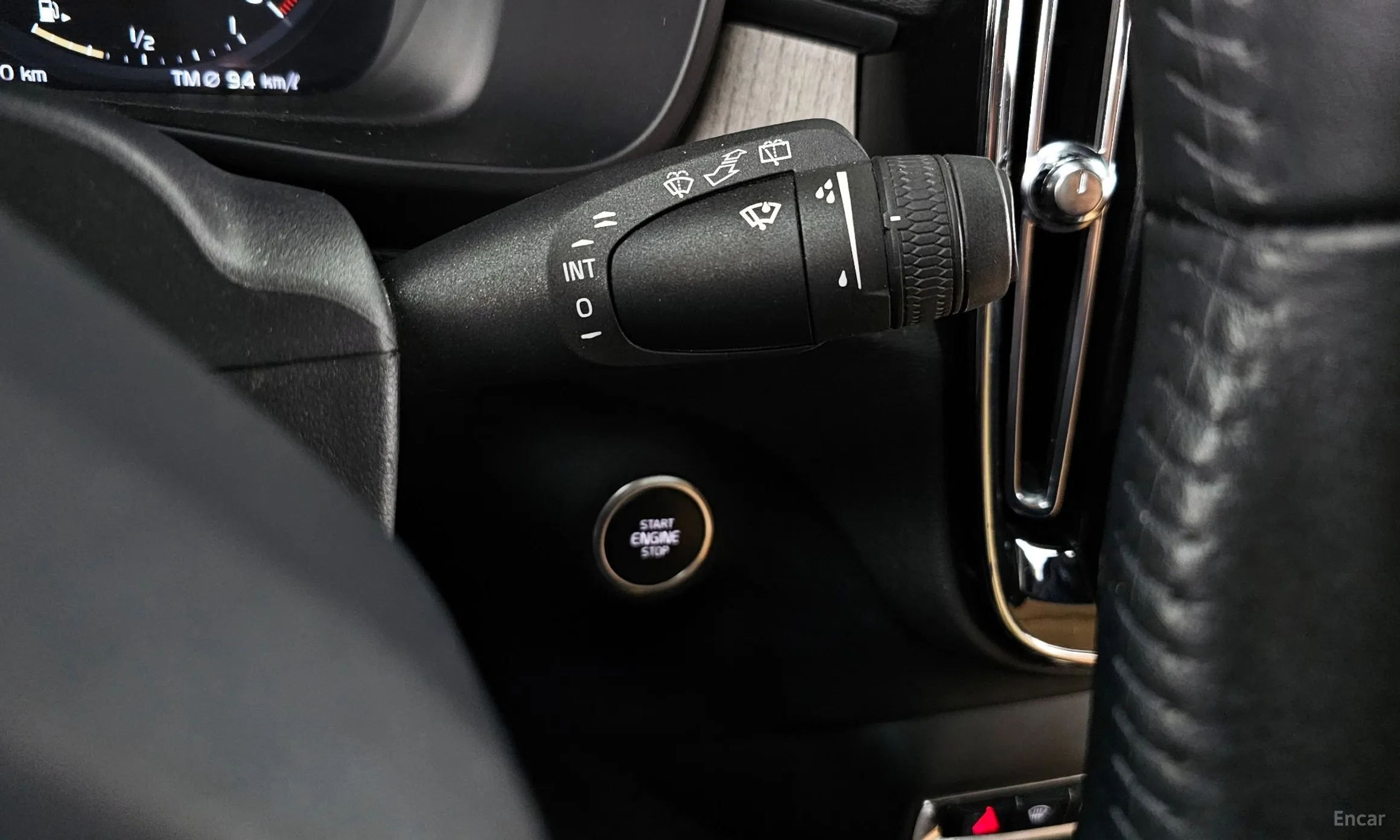 Volvo XC40 превью 14