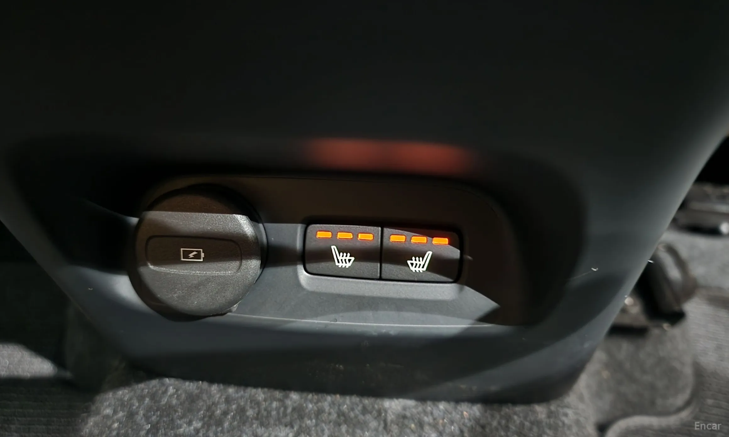 Volvo XC40 превью 19
