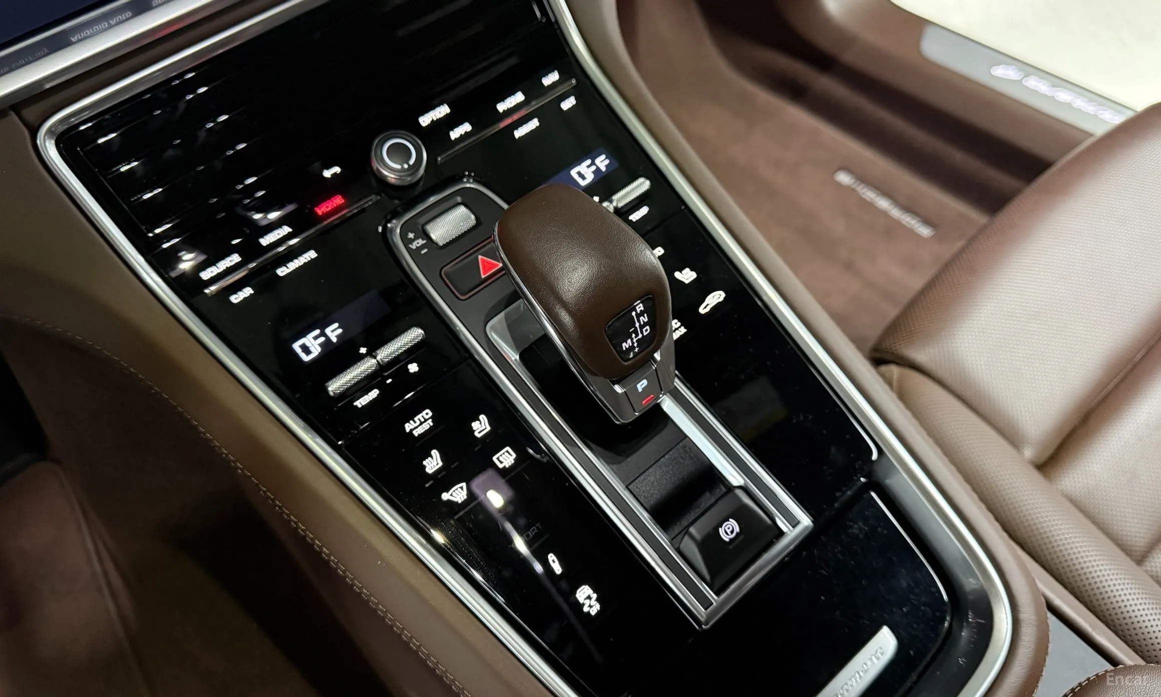 Porsche Panamera (971) превью 9