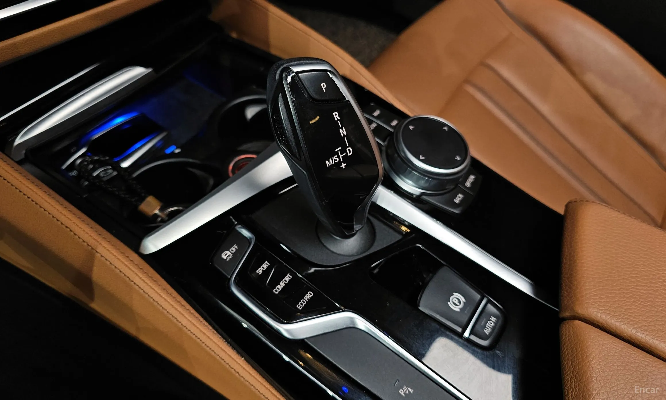 BMW 5 Series (G30) превью 9