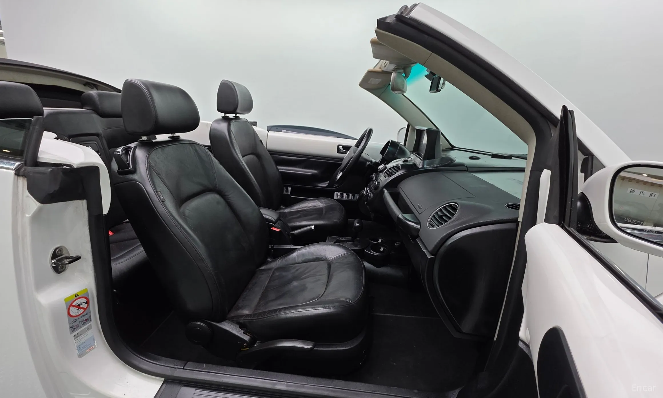 Volkswagen New Beetle превью 10