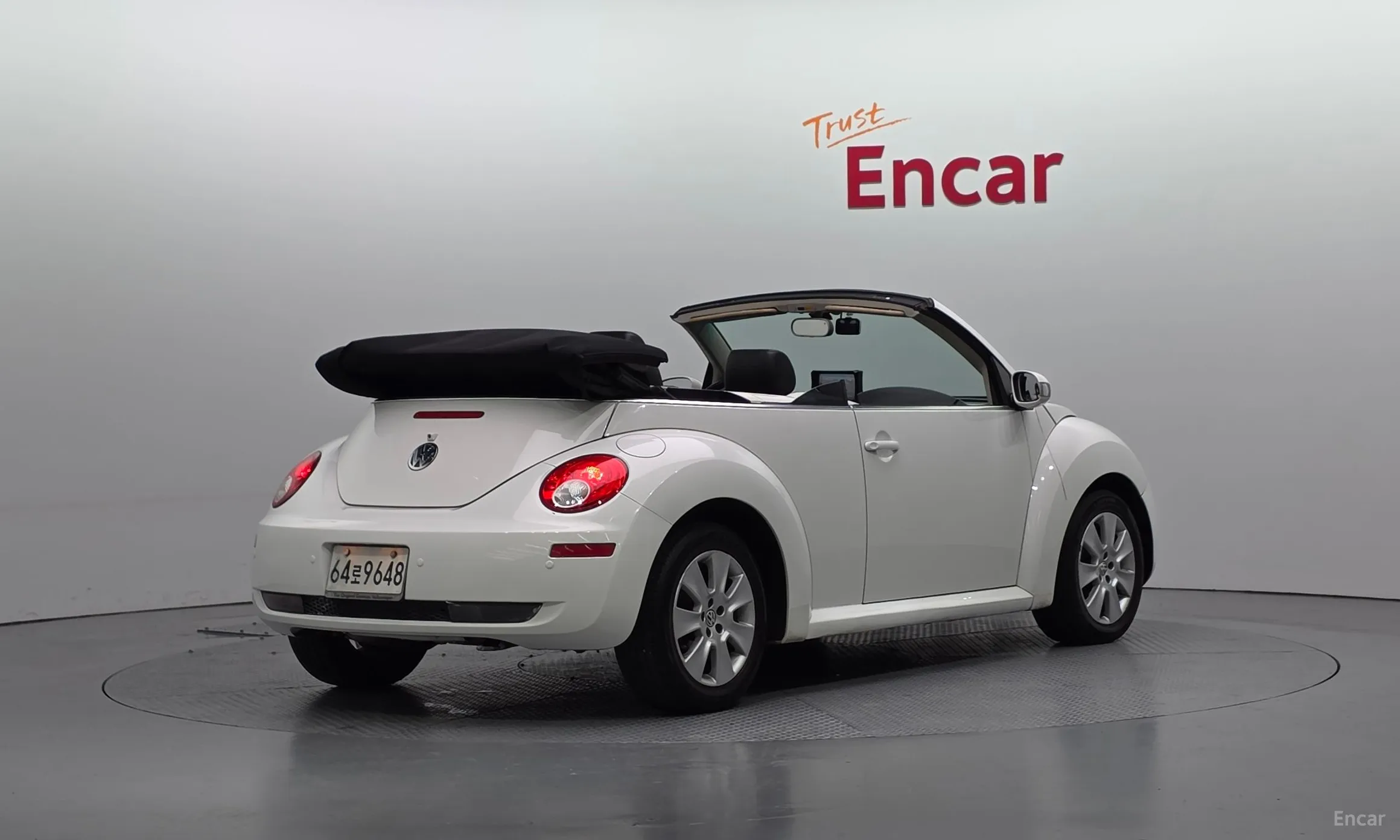 Volkswagen New Beetle