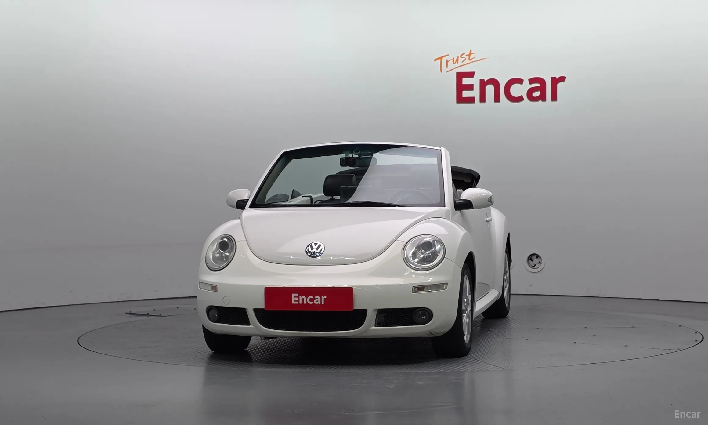 Volkswagen New Beetle превью 3