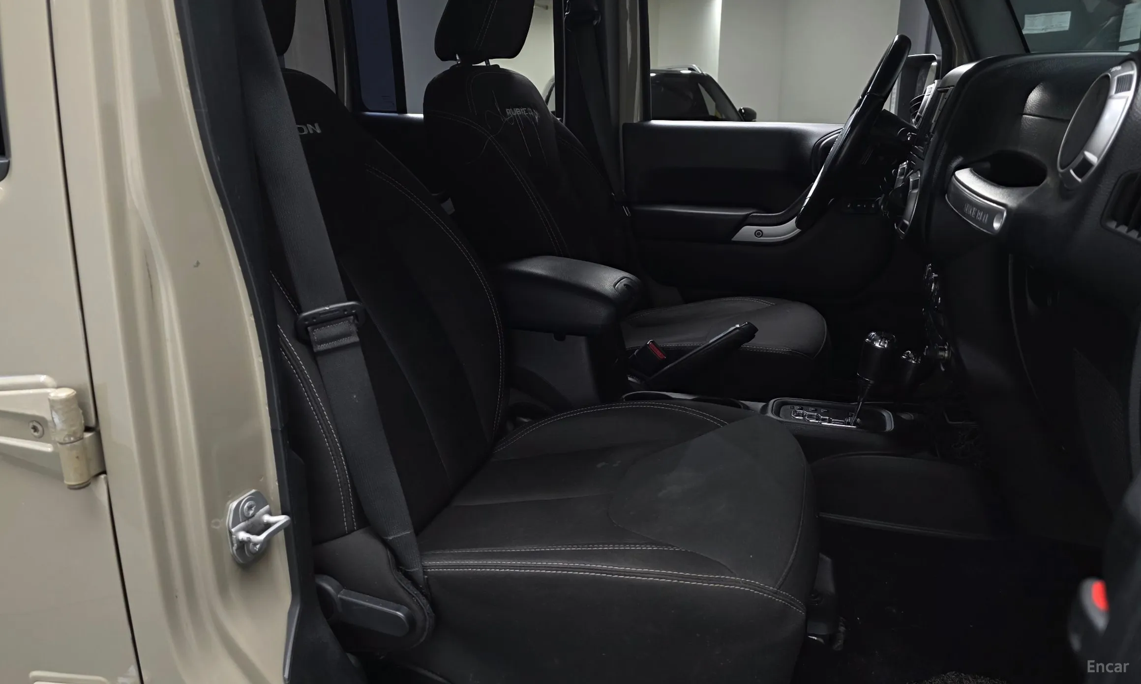 Jeep Wrangler (JK) превью 10