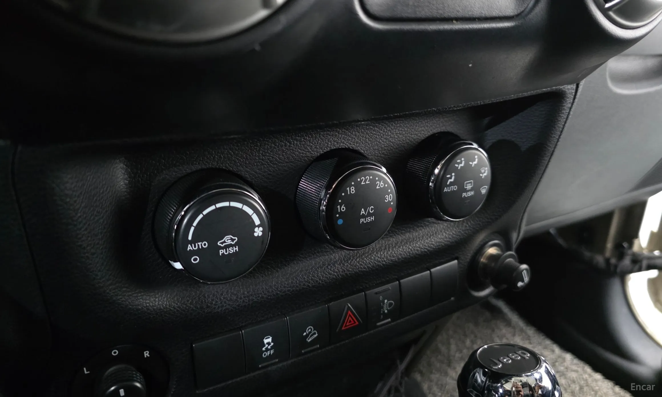 Jeep Wrangler (JK) превью 19