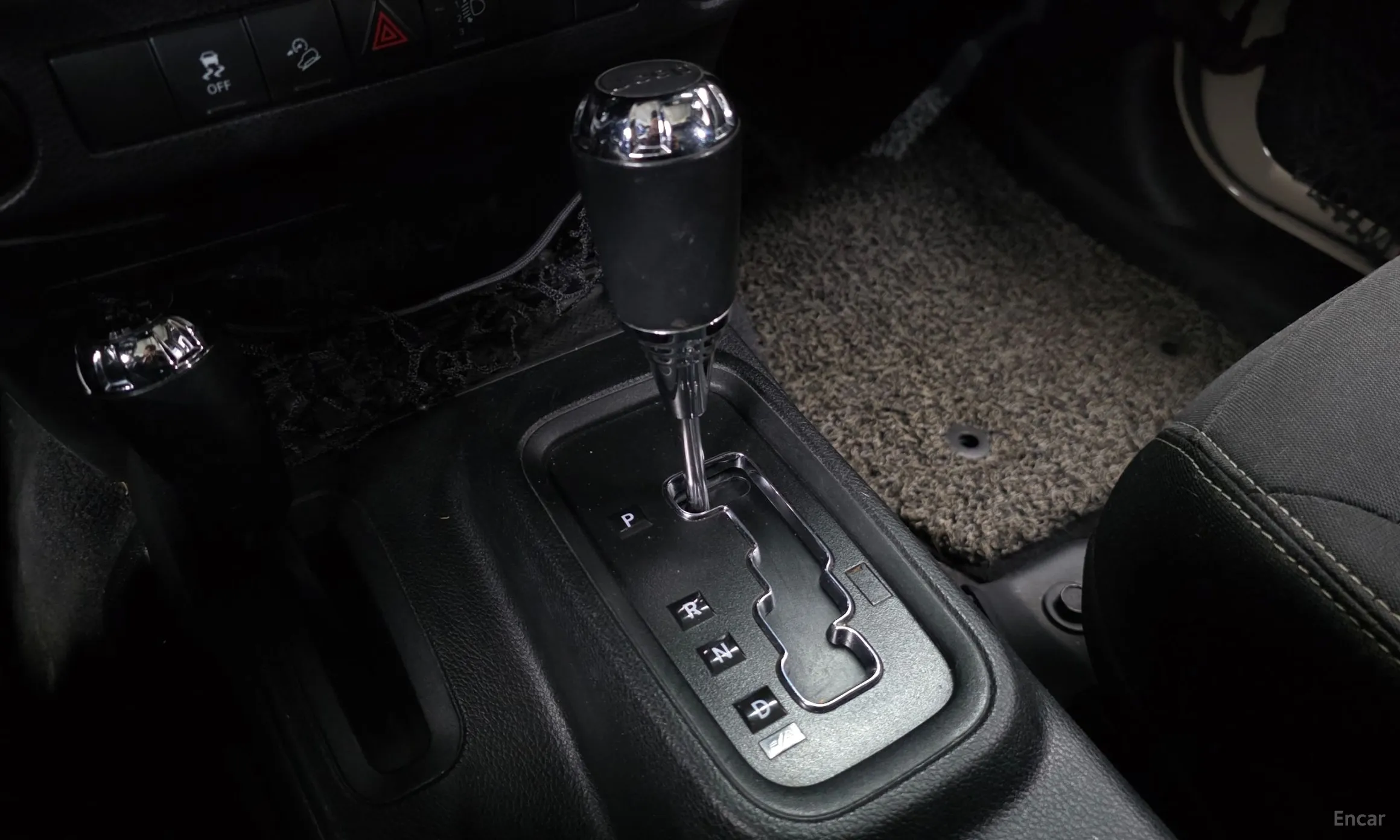Jeep Wrangler (JK) превью 9