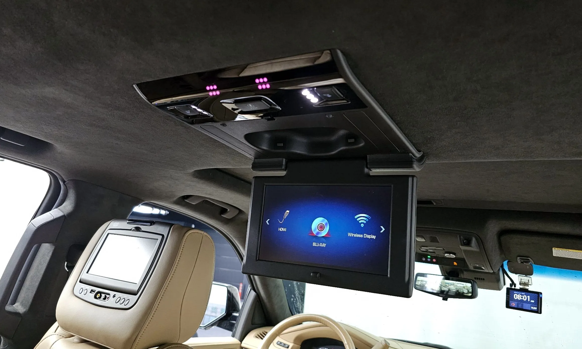 Cadillac Escalade превью 16