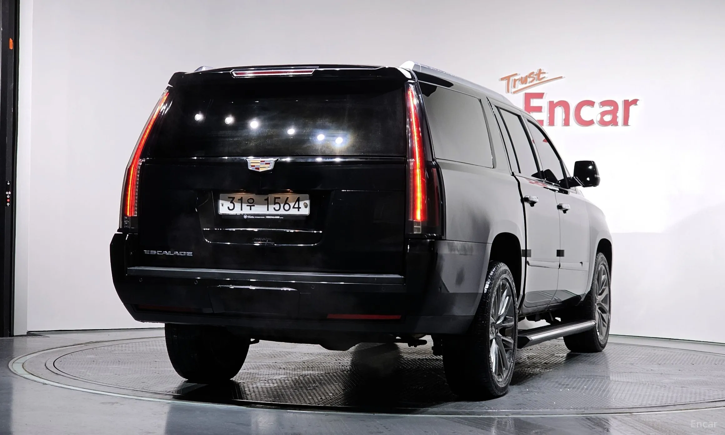 Cadillac Escalade превью 4