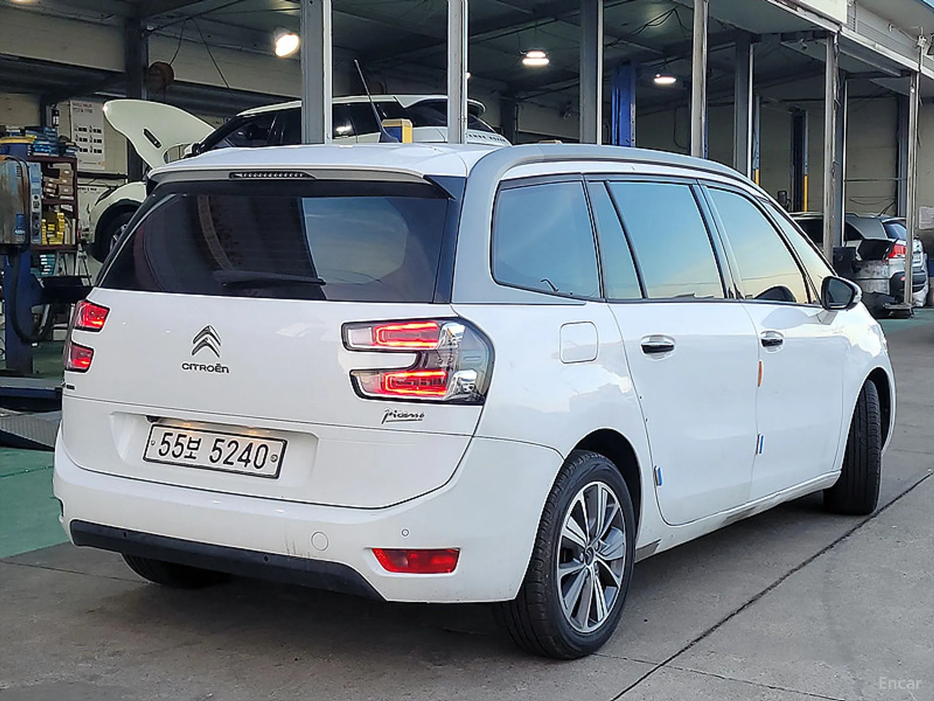 Citroën/DS Grand C4 Picasso превью 6