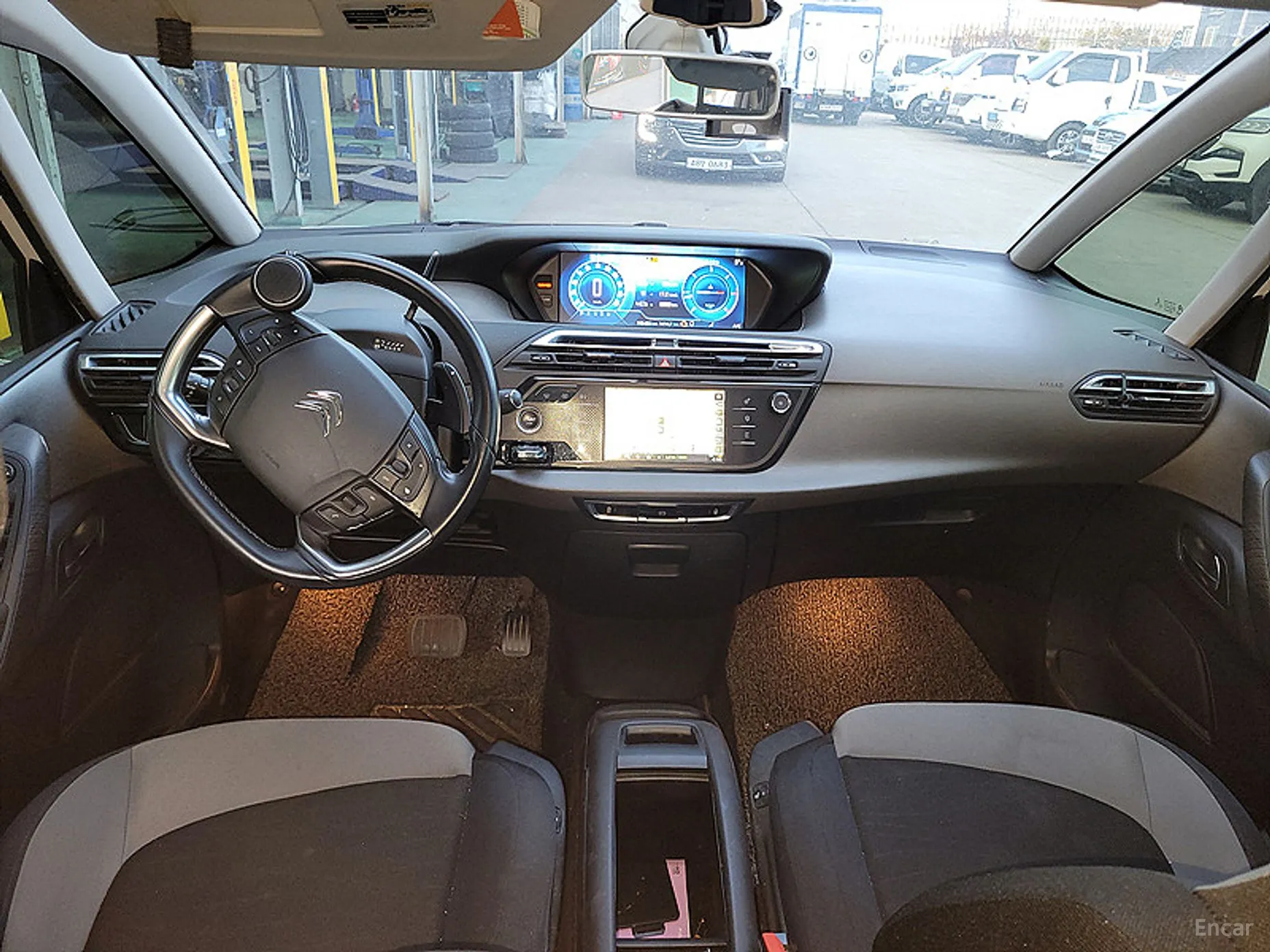Citroën/DS Grand C4 Picasso превью 7