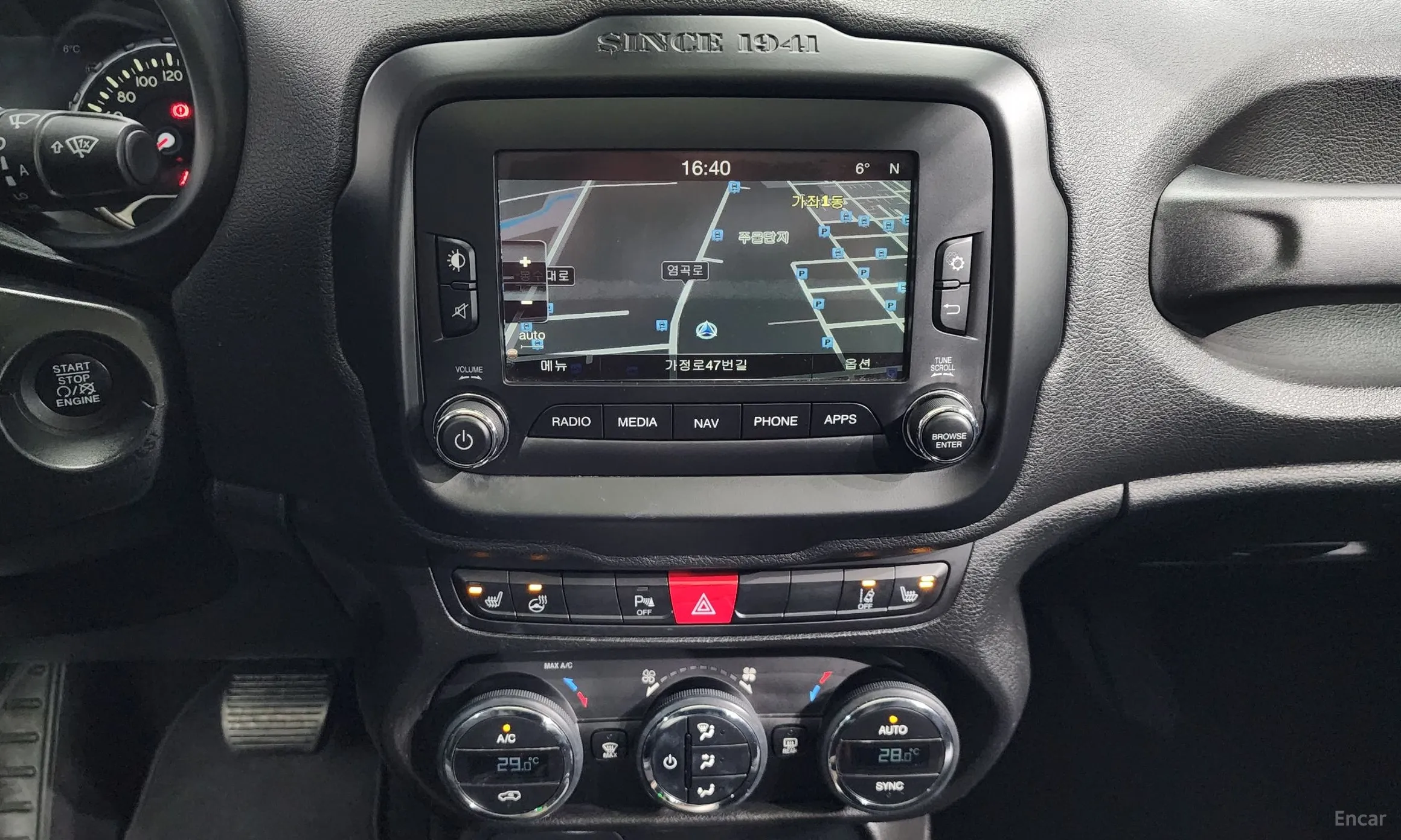 Jeep Renegade превью 14