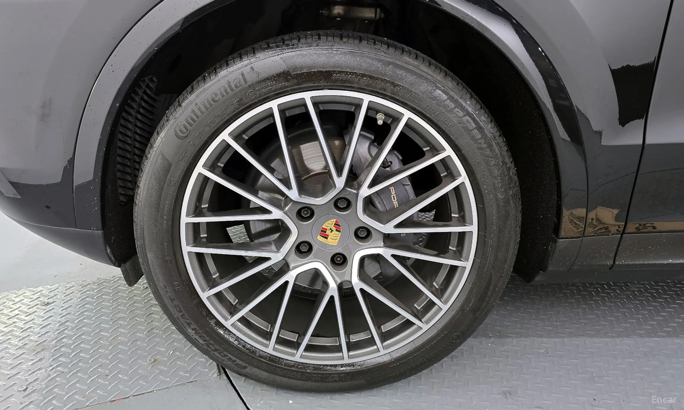 Porsche Cayenne (PO536) превью 5